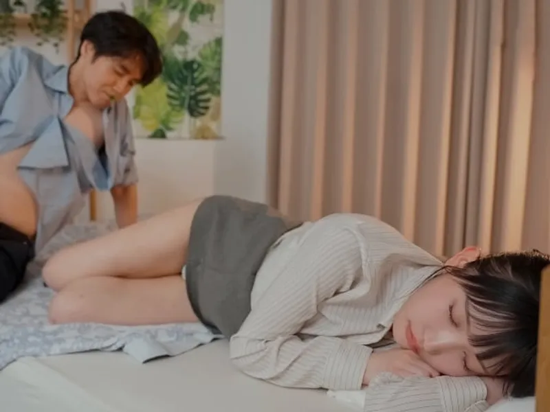 Làm tình nữ đồng nghiệp đáng ghét trong công ty